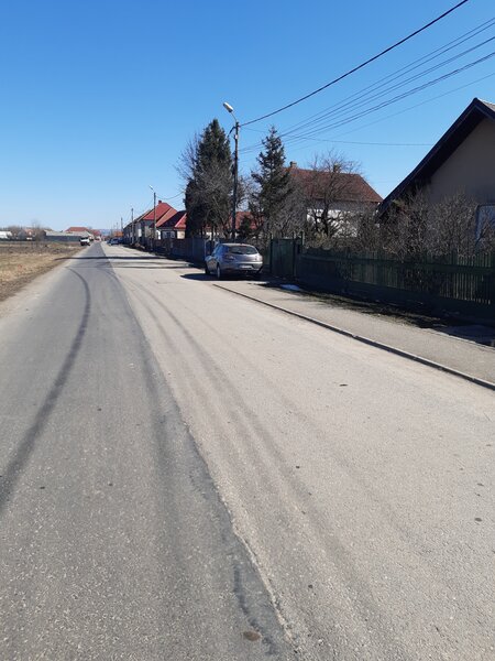 Brasov, Vand teren intravilan construibil, utilitati, central, drum asfalt.